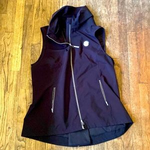 Noel Asmar light weight riding vest size XL